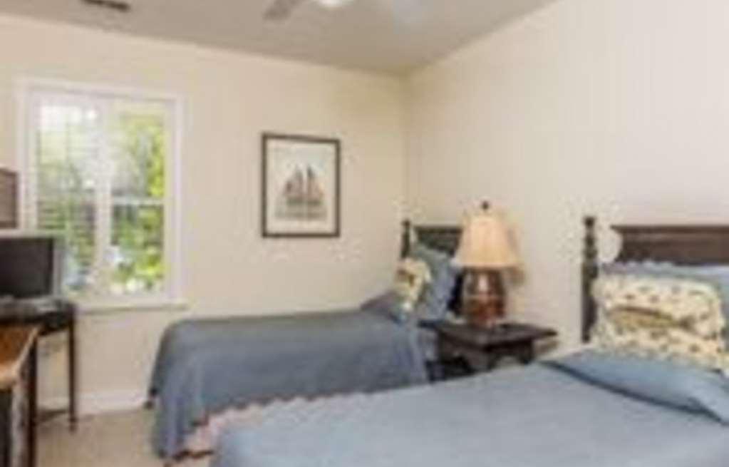 Sea Gate Inn St. Simons Island Oda fotoğraf